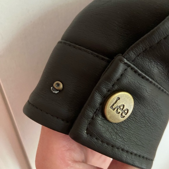 Lee Women’s Sherpa Collated Faux Leather Jacket Dark Brown, Medium - Picture 8 of 8